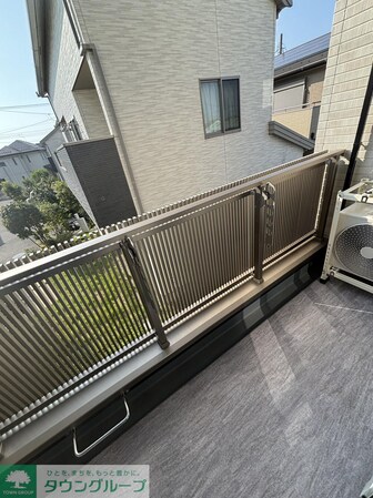 GREEN GABLES FAMIRIA Bの物件内観写真